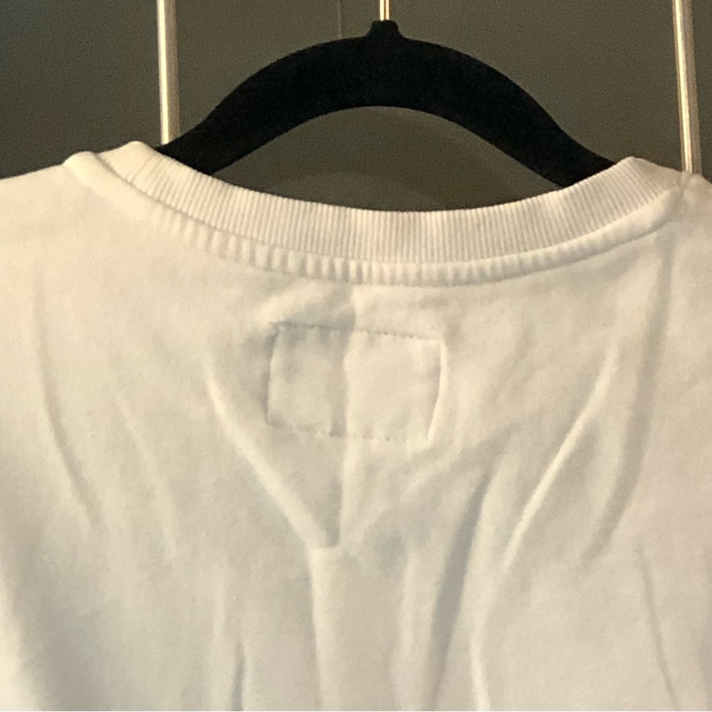 Guess Sweatshirt - Picture 5 of 5